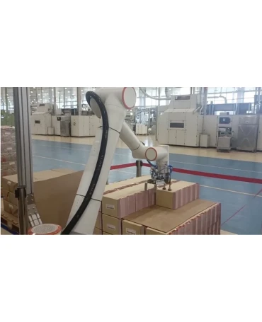FAIRINO FR16: 6-Axis Cobot, 16kg Payload, ±0.03mm Repeatability - 8