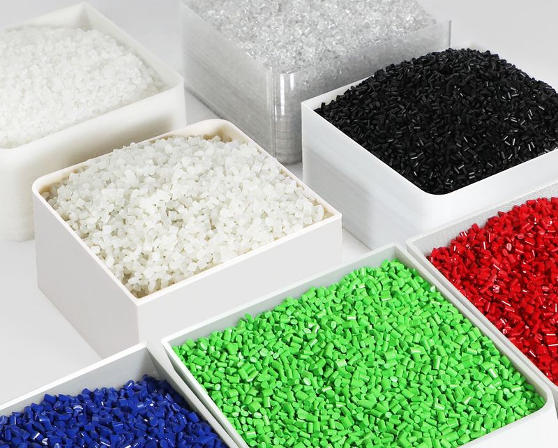 A selection of pellets compatible with the Piocreat G5 PRO 3D printer.