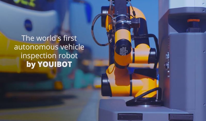 The YOUIBOT ARIS automatic mobile robot designed for autonomous inspection.