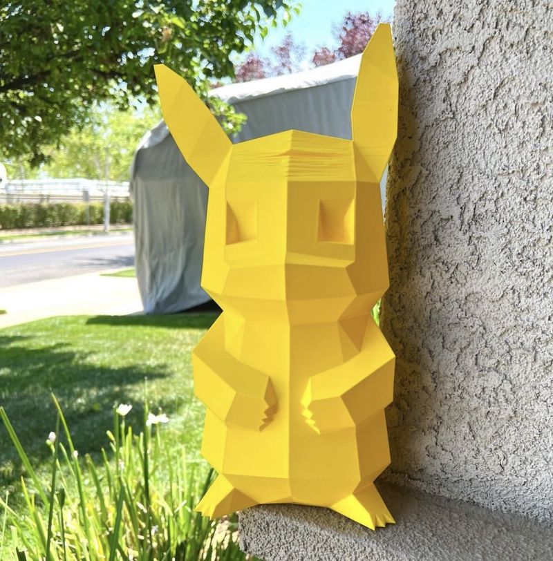 a yellow model printed on the Anycubic Kobra Max 3D printer