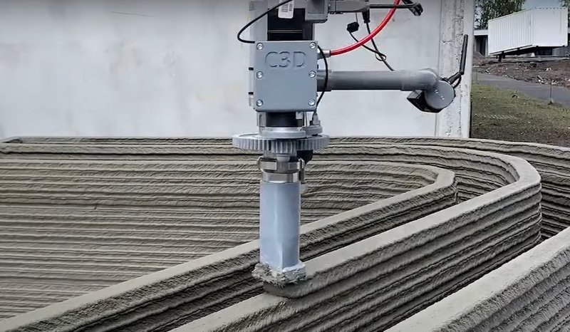 a telescopic robotic arm on the Constructions-3D MaxiPrinter