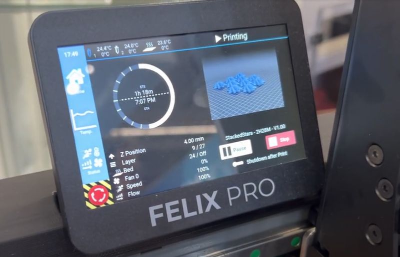 A 5" capacitive LCD touchscreen of the FELIX food 3D printer.