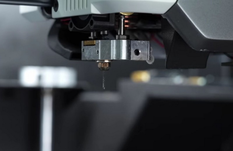 FibreSeeker 3 CFC nozzle and fibre cutter