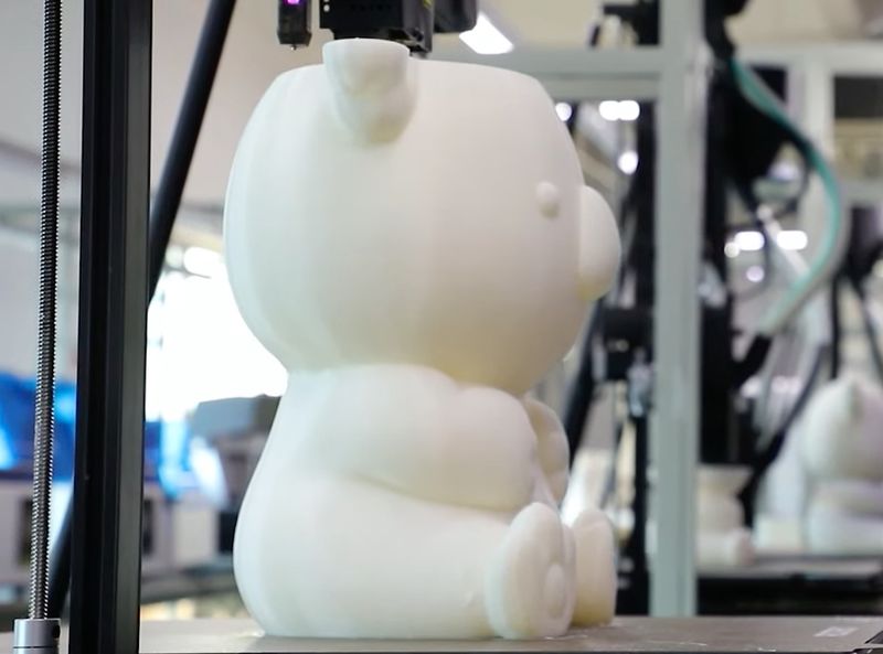 A sample bear model printed with the Piocreat G5 PRO pellet 3D printer.