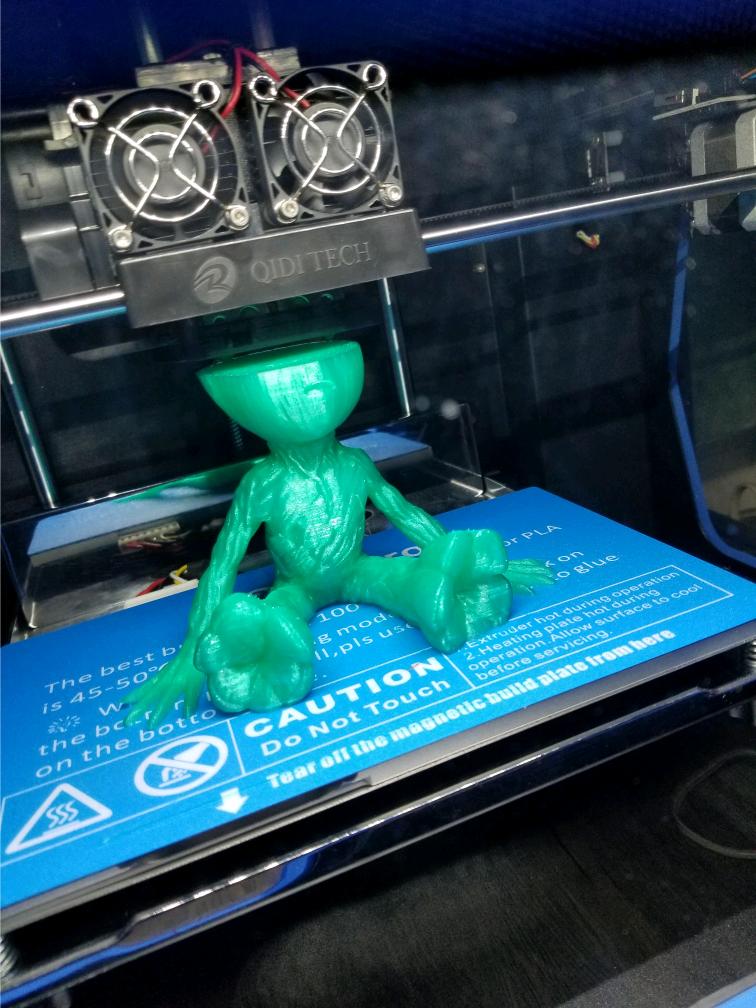 this 7-hour print has no warp and looks really good so far/ Qidi Tech X-Pro prints with PLA and other materials. 