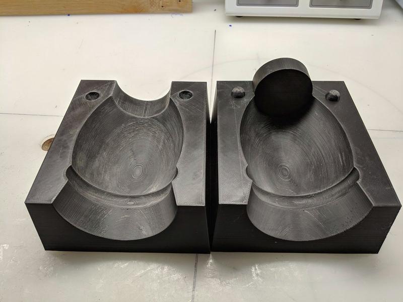 As an example of its possible industrial applications, it was used to print a 2-part mold for a local pottery company. Notice how precise and defined it is