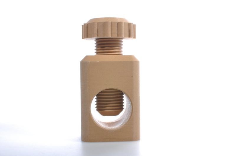 This screw and bolt set has been made as test print using wood filament. Look how accurate and smooth it is.