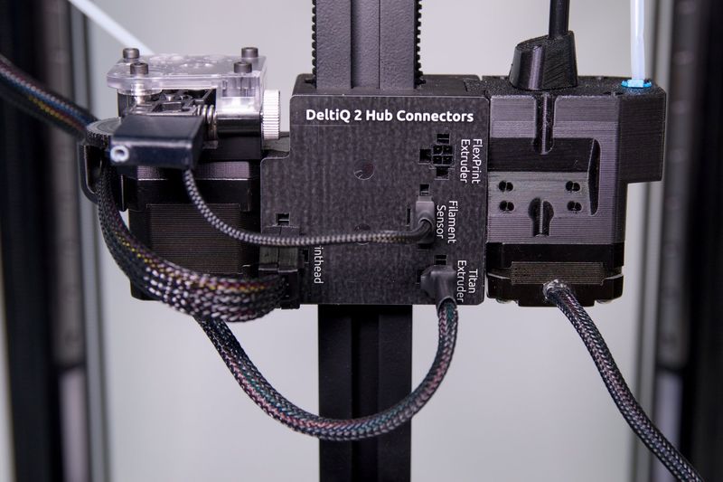a hub connectors on the TRILAB DeltiQ 2 3D Printer