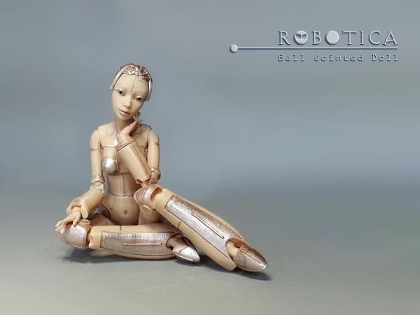 The Duplicator 5S has been used to print a wide variety of models, including the ball-jointed doll in the picture below.