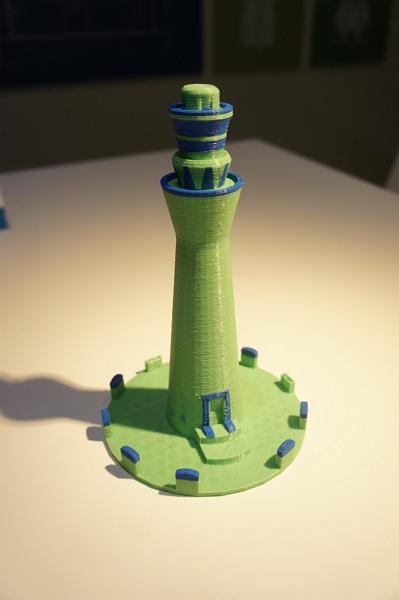 built up a dual-color lighthouse. The print came out good and accurate with a clear distinction of the different colors.