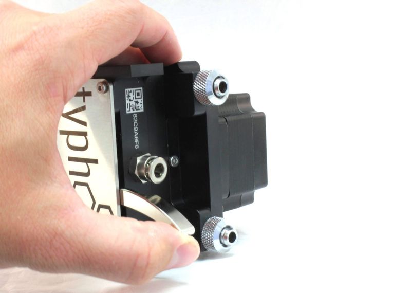 a extruder offers an extremely easy filament swap procedure on the Dyze Design Typhoon Filament Extruder