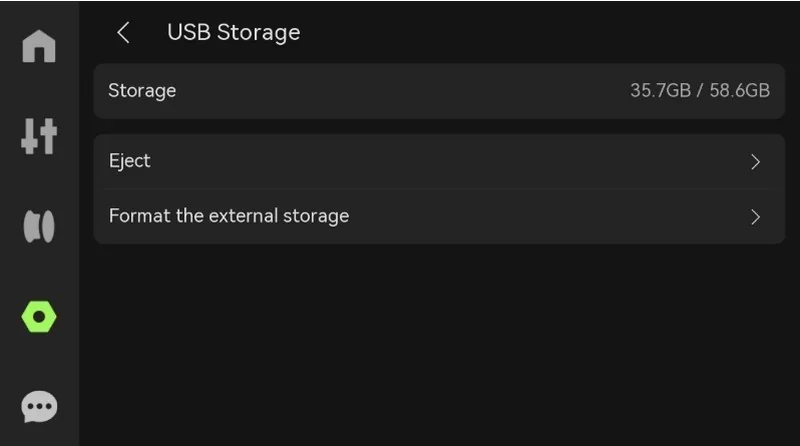 USB storage screen showing 35.7GB used of 58.6GB on a device interface. Options include ejecting or formatting external storage. Bambu P2S related.