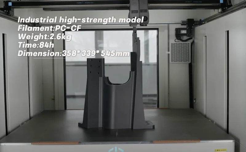 Creatbot D1000 3D printer creating an industrial high-strength model from PC-CF filament, weighing 2.6kg, over 84 hours, dimensions 358x339x545mm.