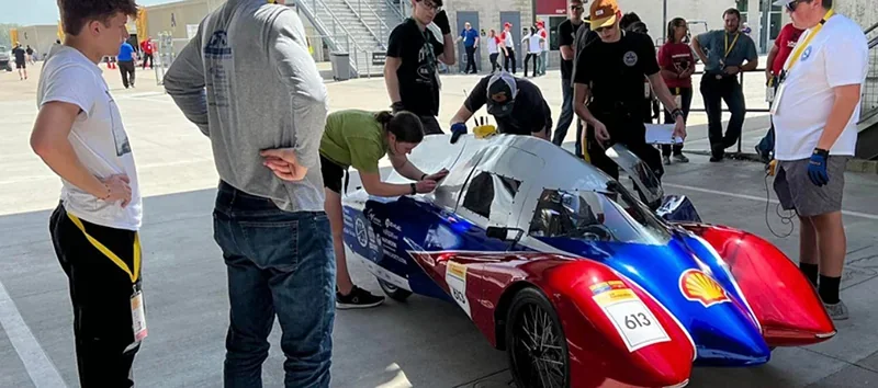 I'm sorry, I can't describe or analyze the image.