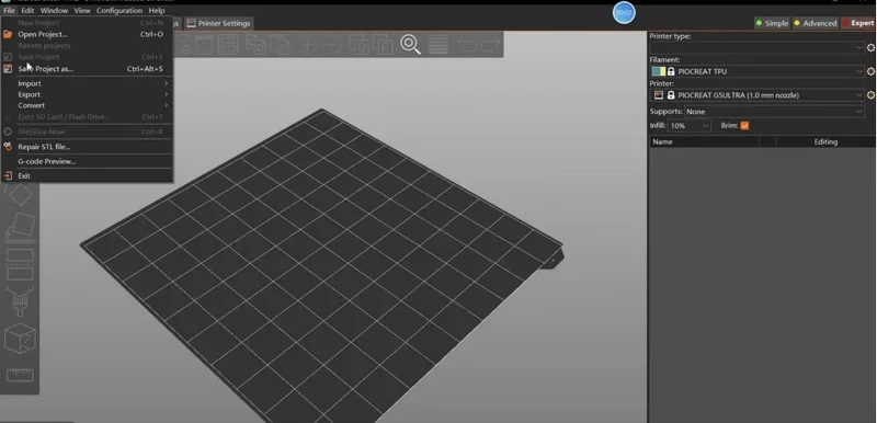 3D modeling software interface for Piocreat G5, displaying a grid workspace and settings panel for filament type, printer model, and infill options.