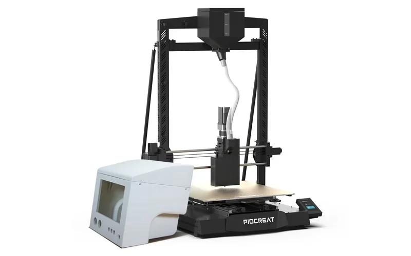 Piocreat G5 3D printer with large frame, control panel, and sample parts, showcasing professional printing capabilities and branding.