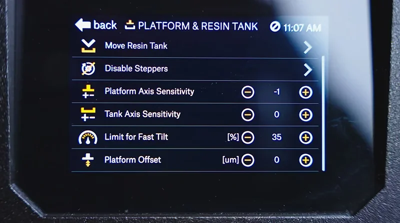 Prusa SL1S 3D printer touchscreen displaying platform and resin tank settings, with time shown as 11:07 AM.