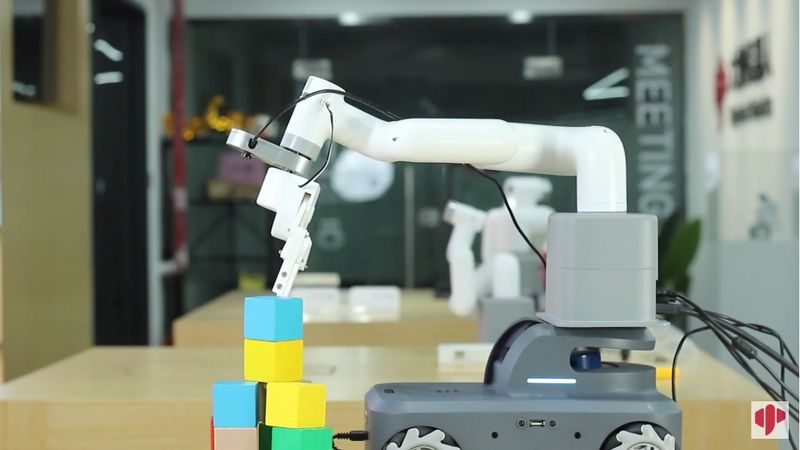 a applications on the Elephant Robotics myCobot 280 Jetson Nano