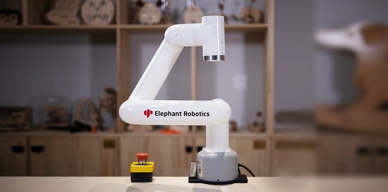 Elephant Robotics myCobot Pro 600